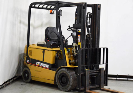 Caterpillar Electric forklifts